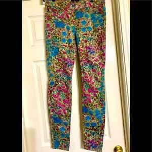 7 For All Mankind~Beautiful Floral skinny jeans / pants~sz 28 waist